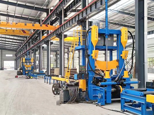 皇泰拼焊矯一體機(jī)在重慶成功試機(jī) 皇泰拼焊矯一體機(jī)在重慶成功試機(jī)